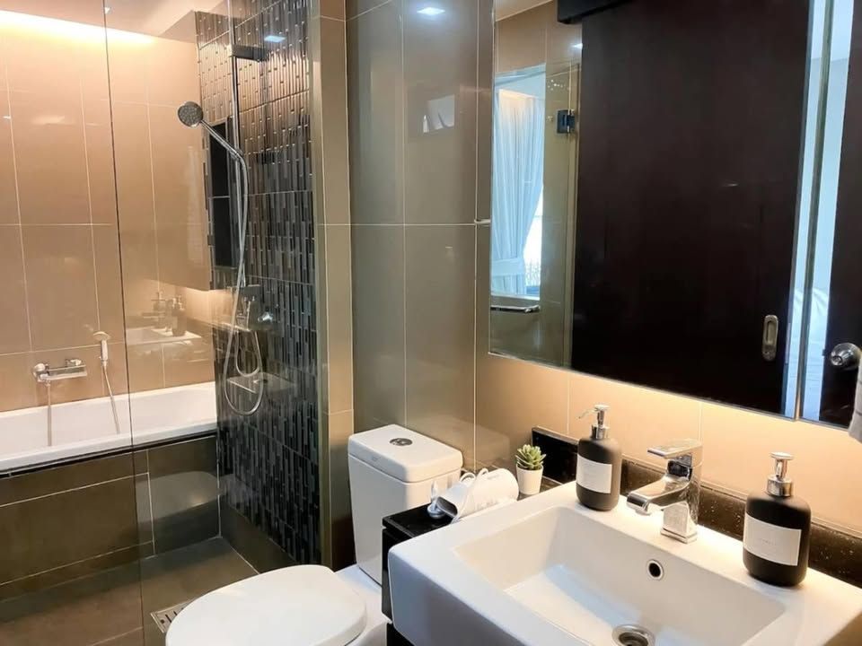 1 卧室 公寓 出租 在  - Image 4