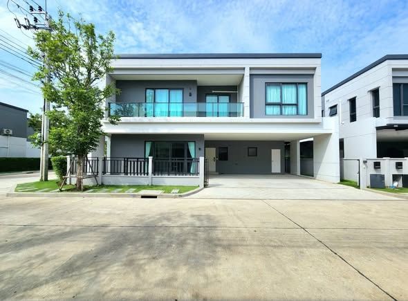 Centro Bangna - Image 1