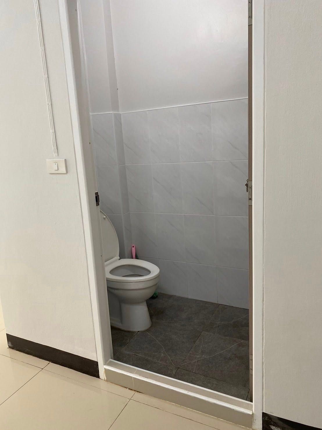 3 卧室 联排别墅 出租 在  - Image 10