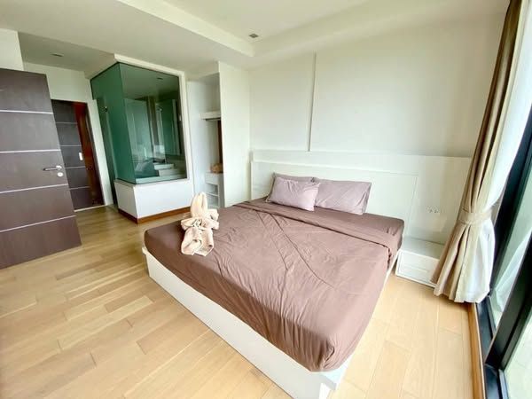 Astra Condo - Image 5