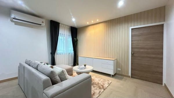 เรโนวา เรสซิเด้นซ์ ชิดลม - Image 5