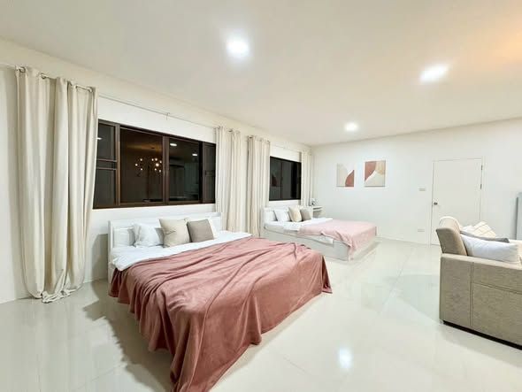 5 卧室 独立房屋 出租 在  - Image 10