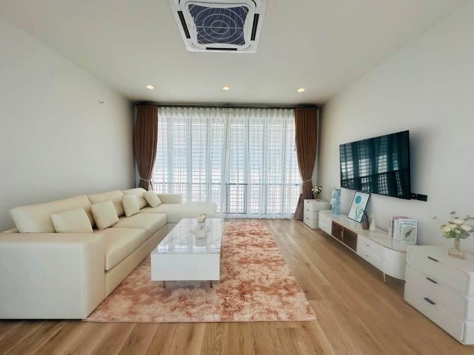 uploads/224782b1-cf00-4933-b11b-a670474fdf77/9267bf01-9c13-4239-9ee1-68713a1106a5