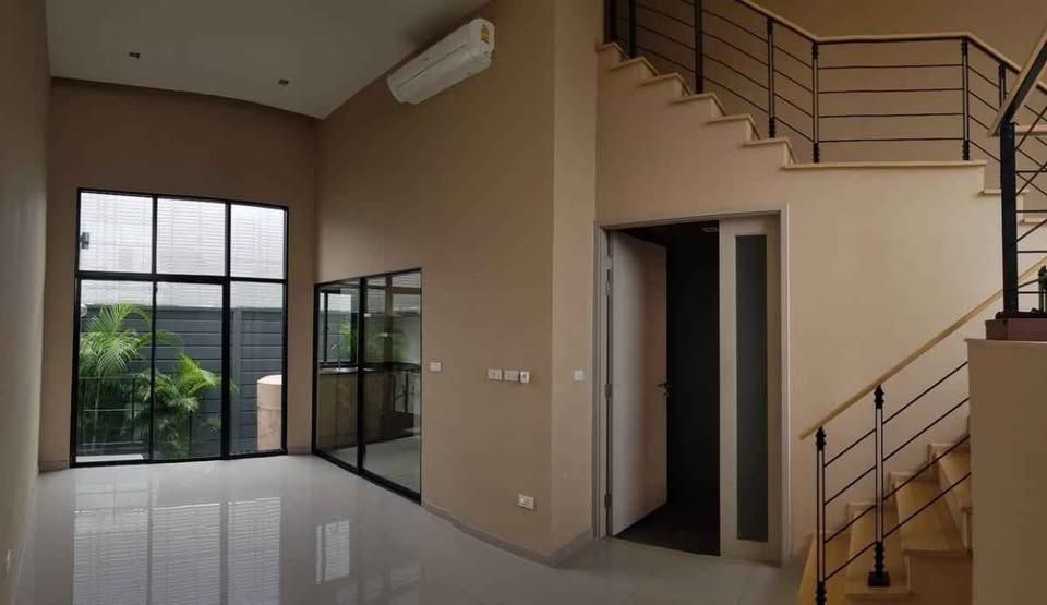 Arden Phatthanakan - Image 30