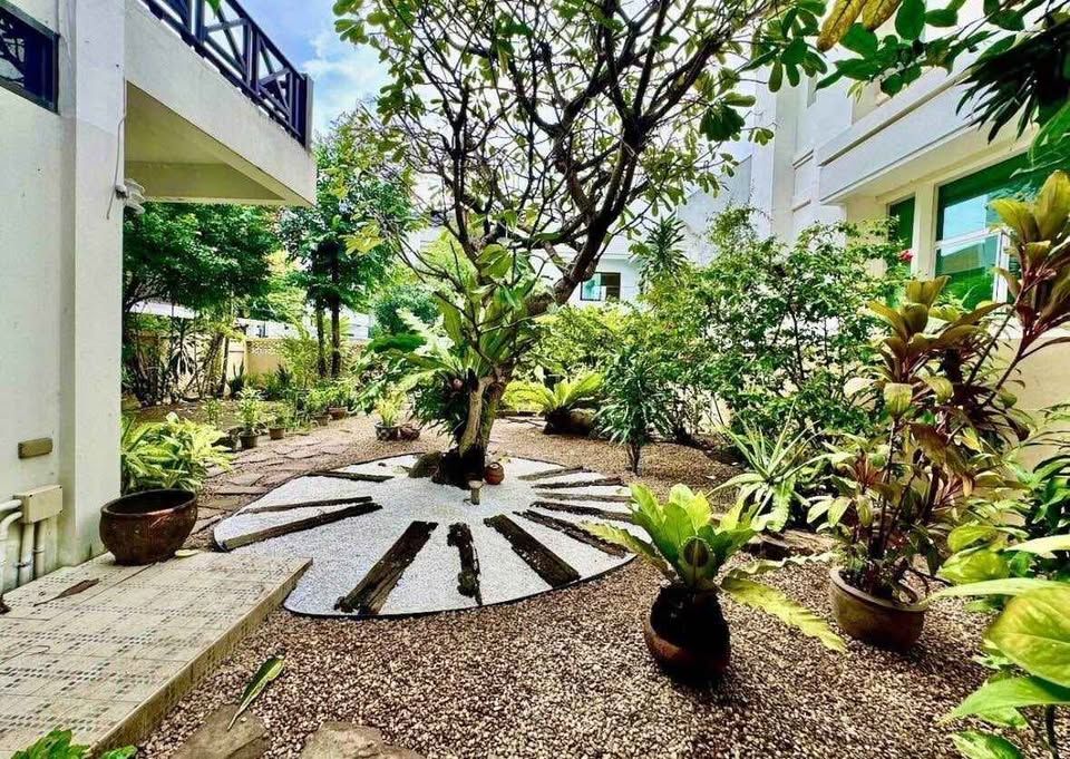 uploads/224782b1-cf00-4933-b11b-a670474fdf77/935841a8-8e9e-4f73-b9d9-fc9becd67d67