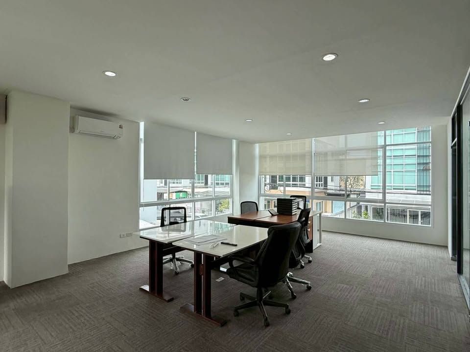 1 卧室 联排别墅 出租 在  - Image 3