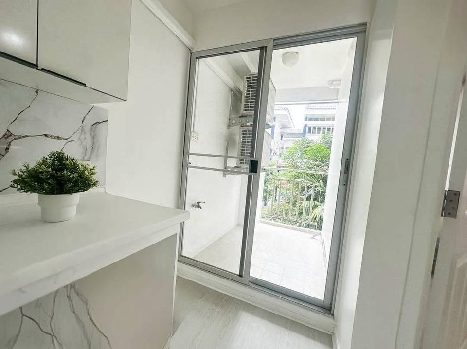 1 卧室 公寓 出售 在  - Image 1