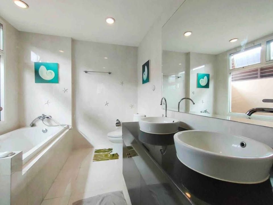 uploads/224782b1-cf00-4933-b11b-a670474fdf77/963a4ceb-03ce-42e3-aa6f-12e9f98bd3b6