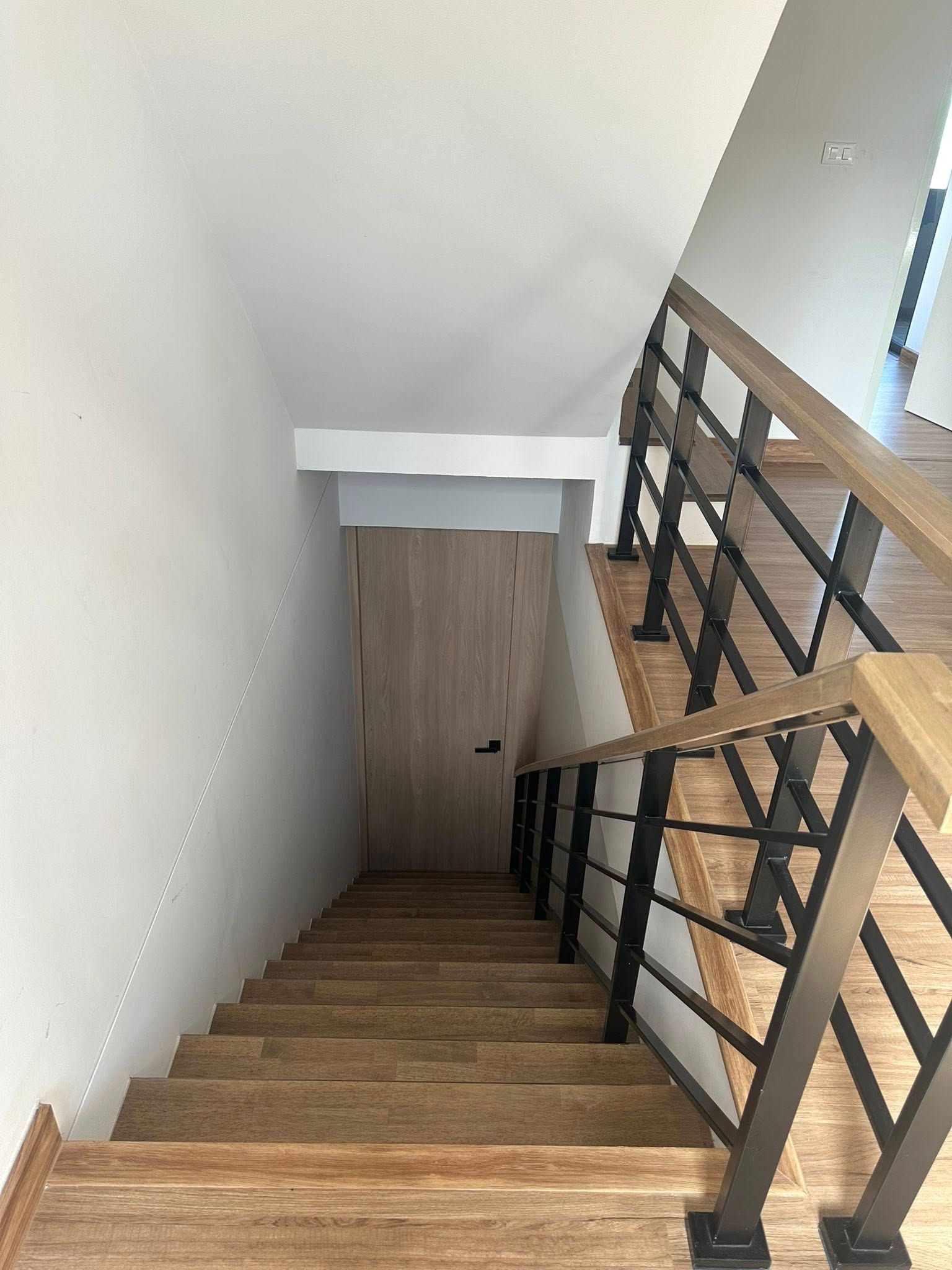 uploads/224782b1-cf00-4933-b11b-a670474fdf77/97417825-a75a-4a41-bb3e-8404e7f72241