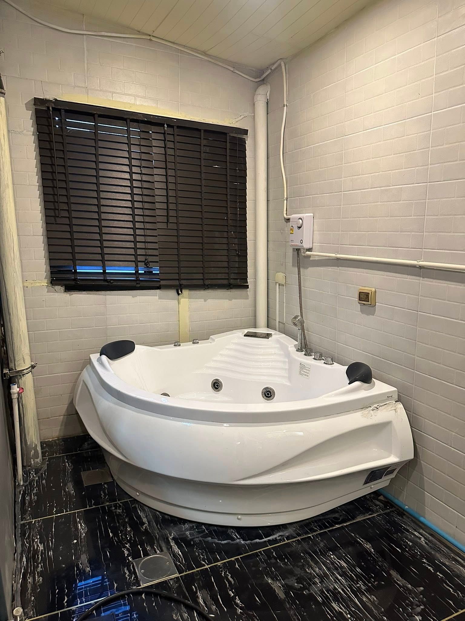 พลีโน่ พระราม 9 - กรุงเทพกรีฑา - Image 6