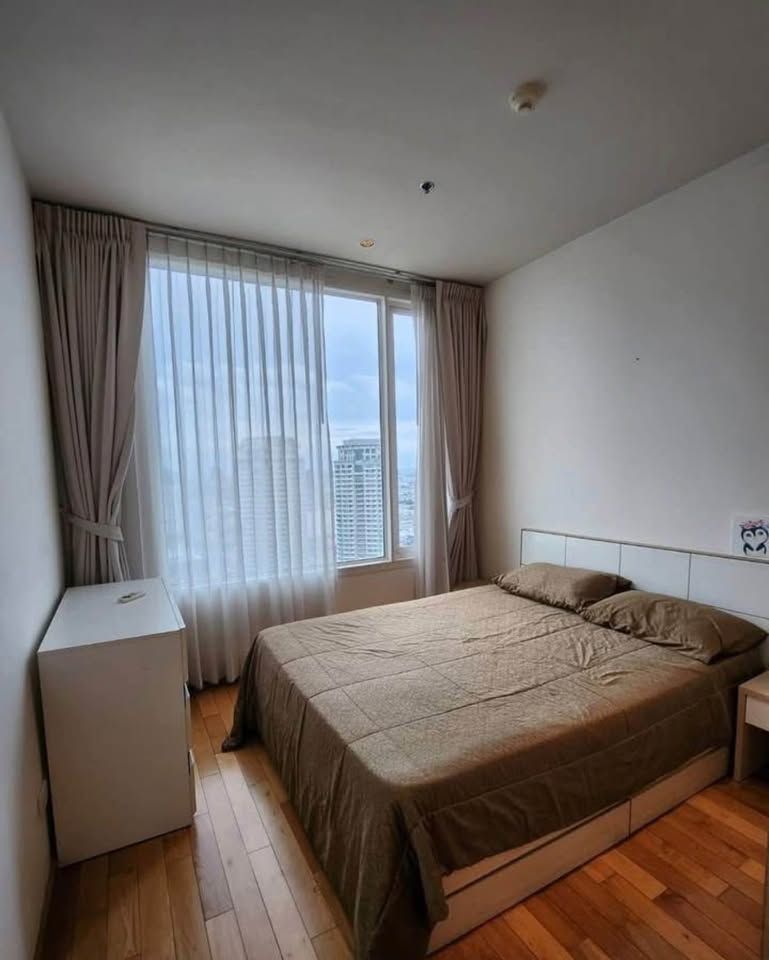 The Empire Place - Image 2