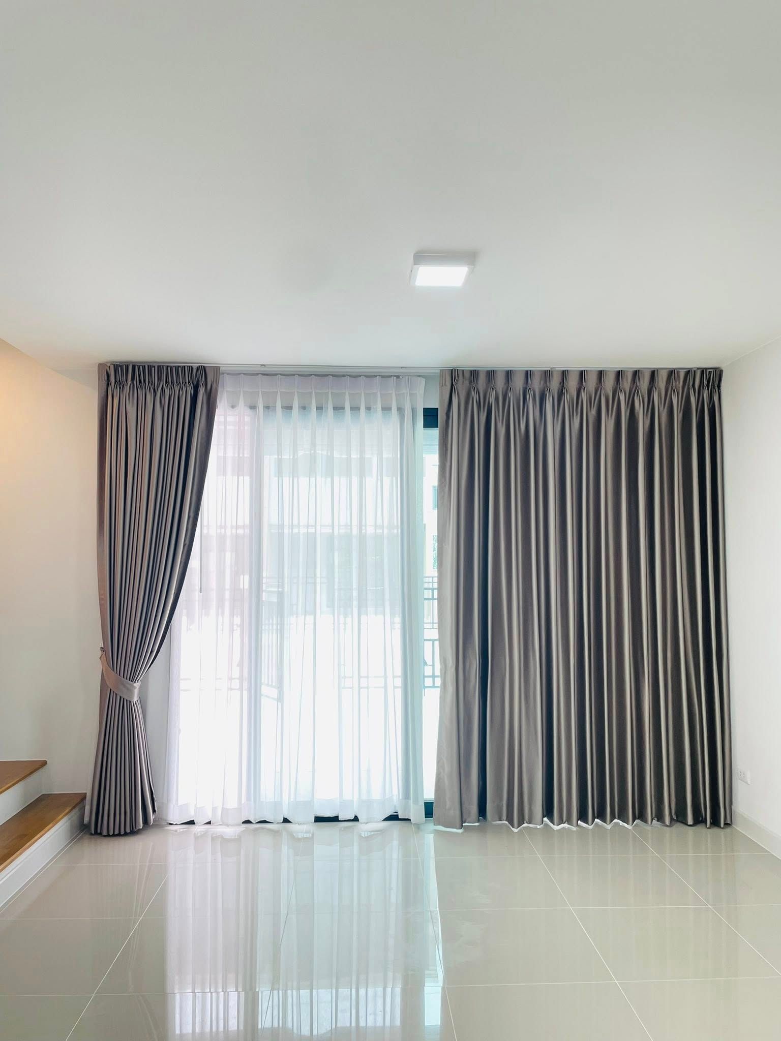 3 卧室 联排别墅 出租 在  - Image 2