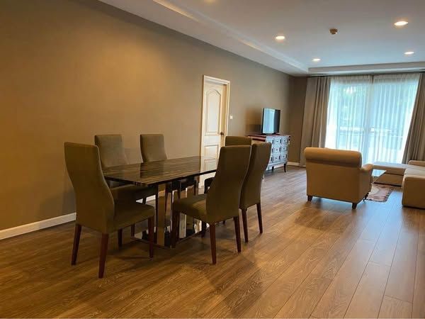 3 卧室 公寓 出租 在  - Image 13