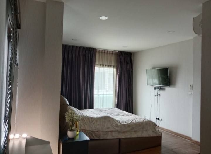 4 卧室 独立房屋 出租 在  - Image 3