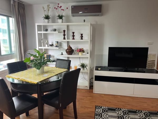 1 卧室 公寓 出租 在  - Image 6