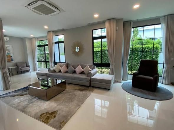 Nantawan Rama 9 - Krungthepkreetha - Image 1