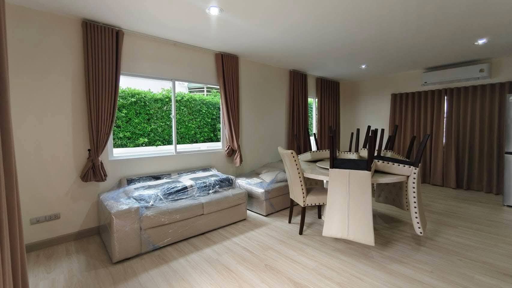 3 卧室 独立房屋 出租 在  - Image 1