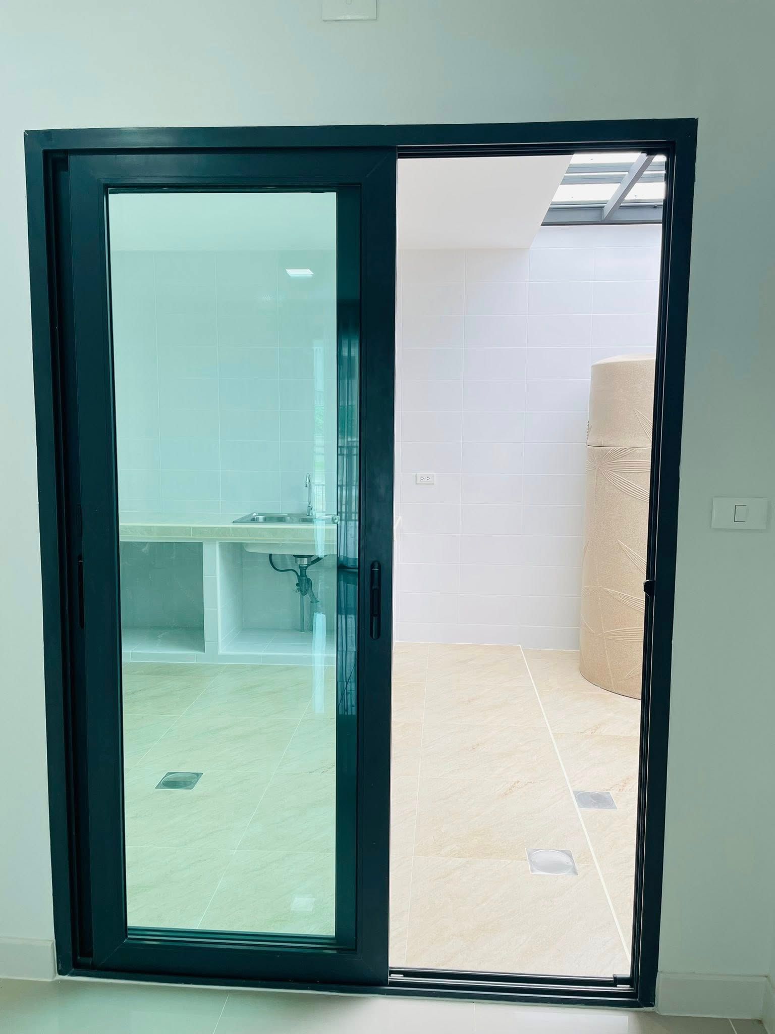 3 卧室 联排别墅 出租 在  - Image 5