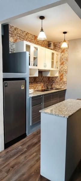 1 卧室 公寓 出租 在  - Image 7