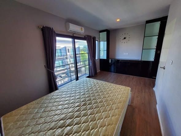 3 卧室 独立房屋 出租 在  - Image 5