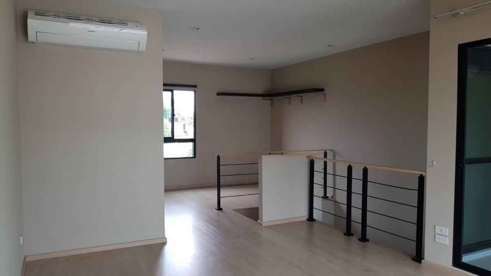 Arden Phatthanakan - Image 10