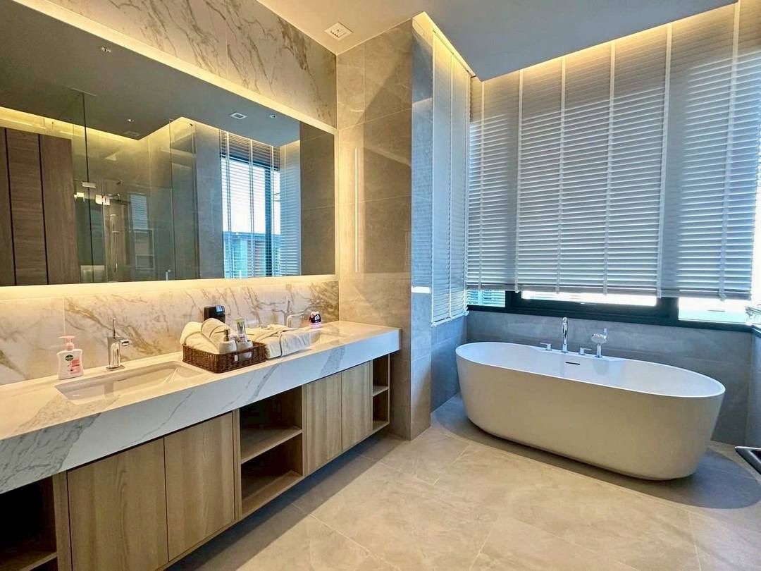 uploads/224782b1-cf00-4933-b11b-a670474fdf77/a9c82c7c-d205-4629-9ea8-96d92bbc59bc