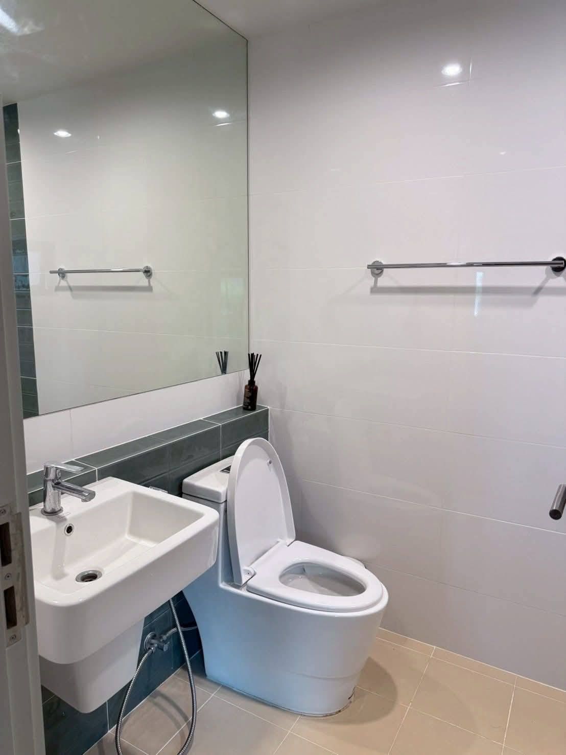 3 卧室 独立房屋 出租 在  - Image 6