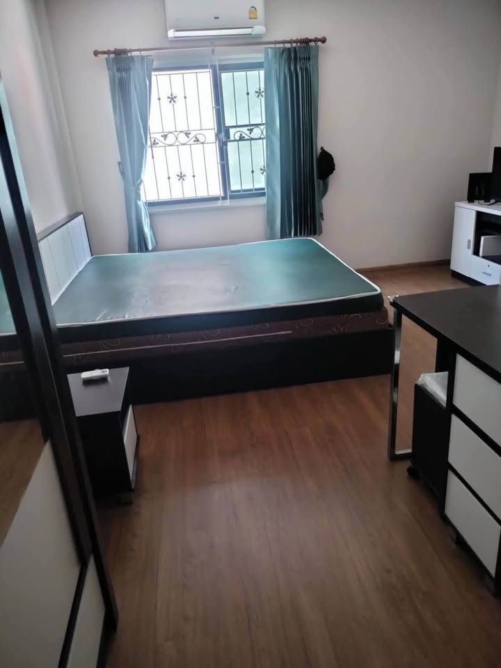 3 卧室 独立房屋 出租 在  - Image 1