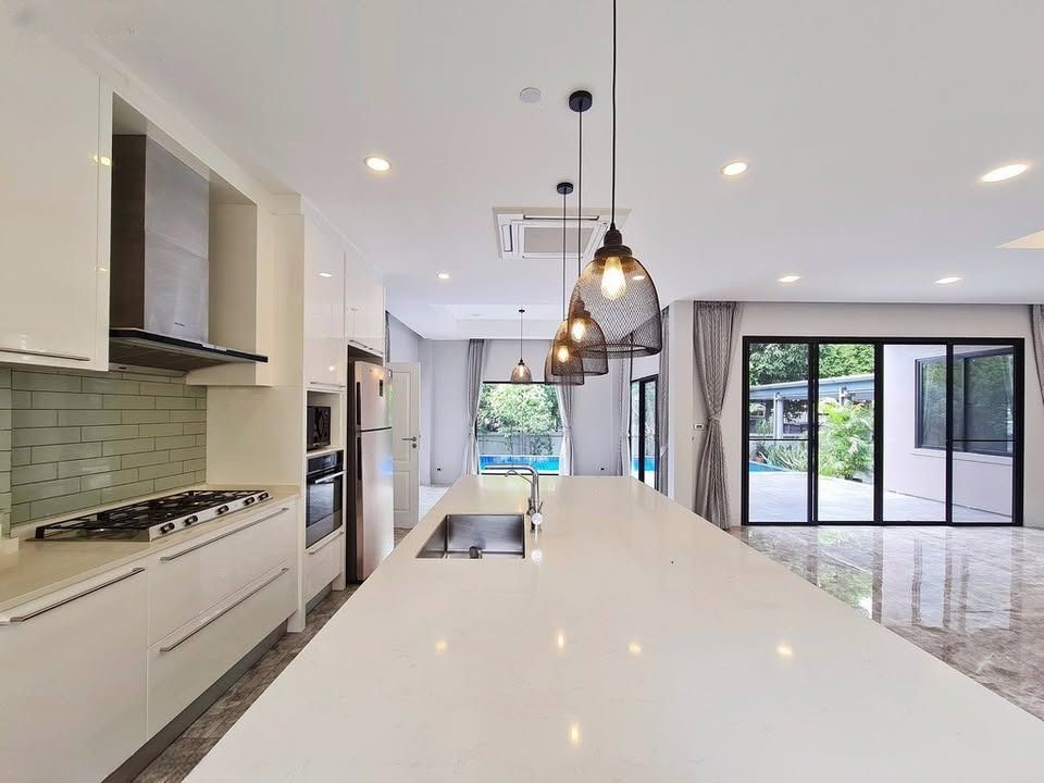 uploads/224782b1-cf00-4933-b11b-a670474fdf77/acab6184-1f6f-4b22-8920-17f68c5c42d2