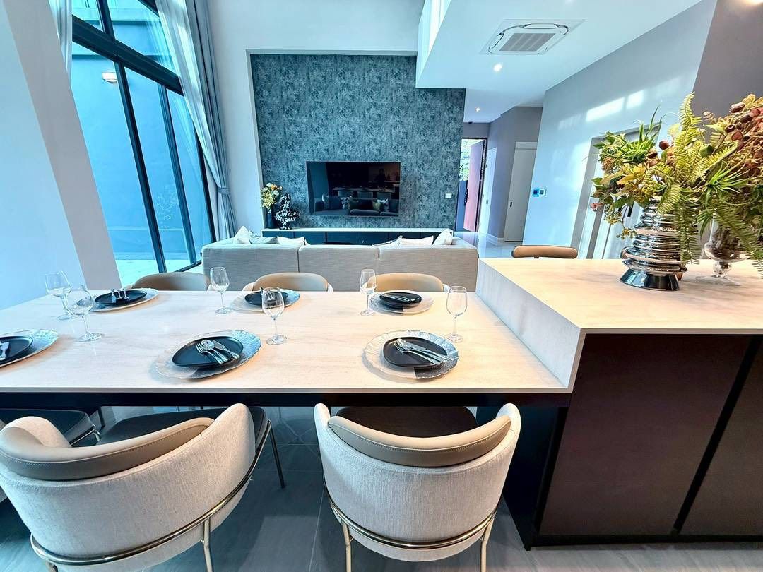 5 卧室 独立房屋 出租 在  - Image 12