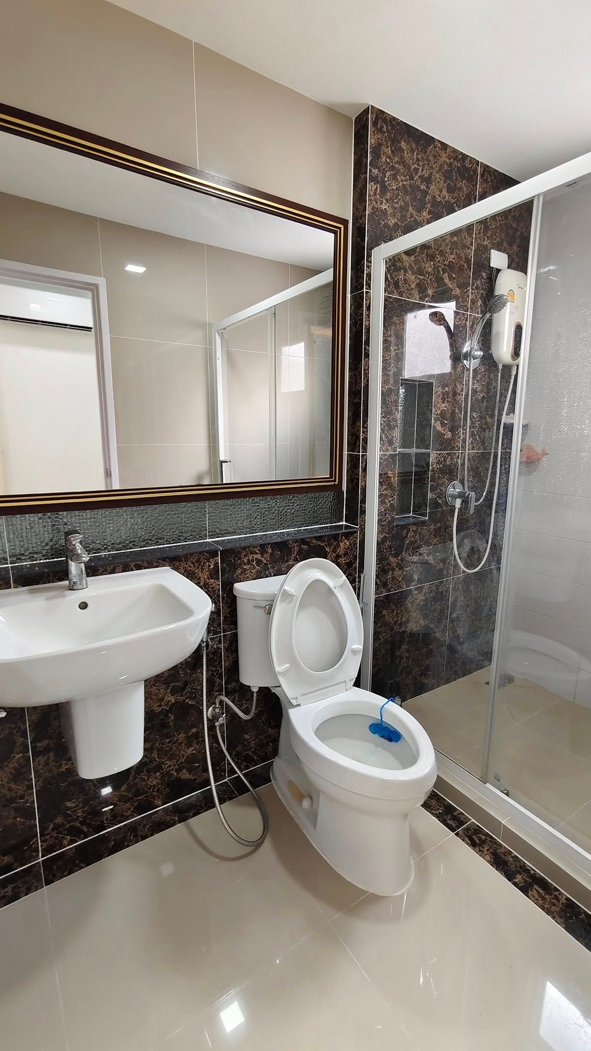 uploads/224782b1-cf00-4933-b11b-a670474fdf77/ae848050-ae7a-4449-b51d-b9e0f5e30dec