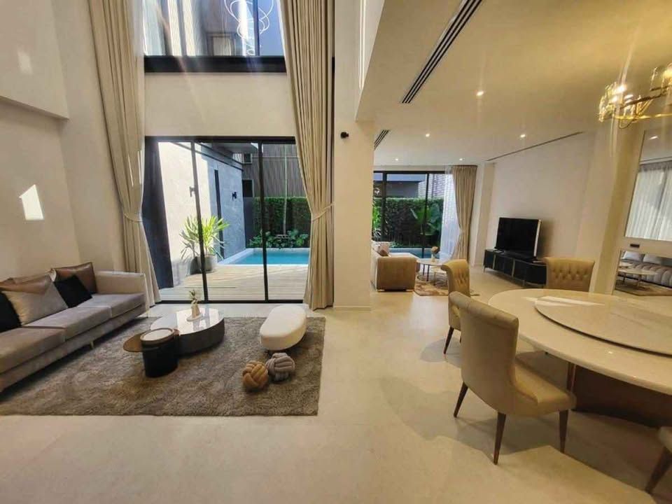 5 卧室 独立房屋 出租 在  - Image 3