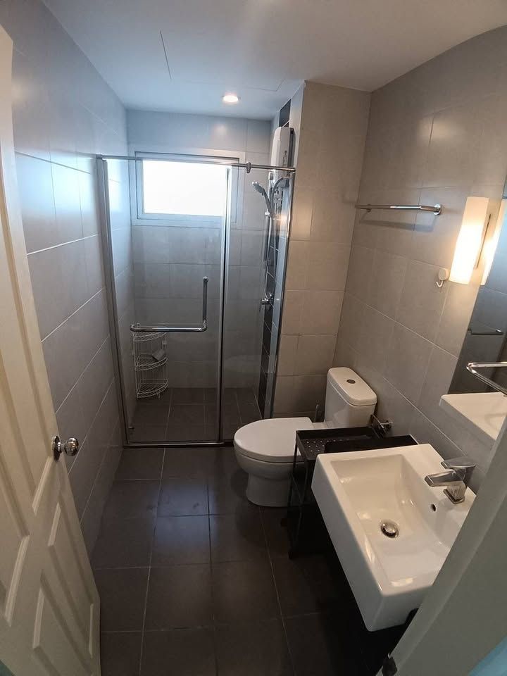 2 卧室 公寓 出租 在  - Image 7