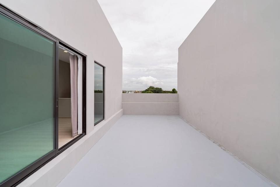 4 Bedroom House For Rent in Hua Mak, Bang Kapi, Bangkok - Image 10