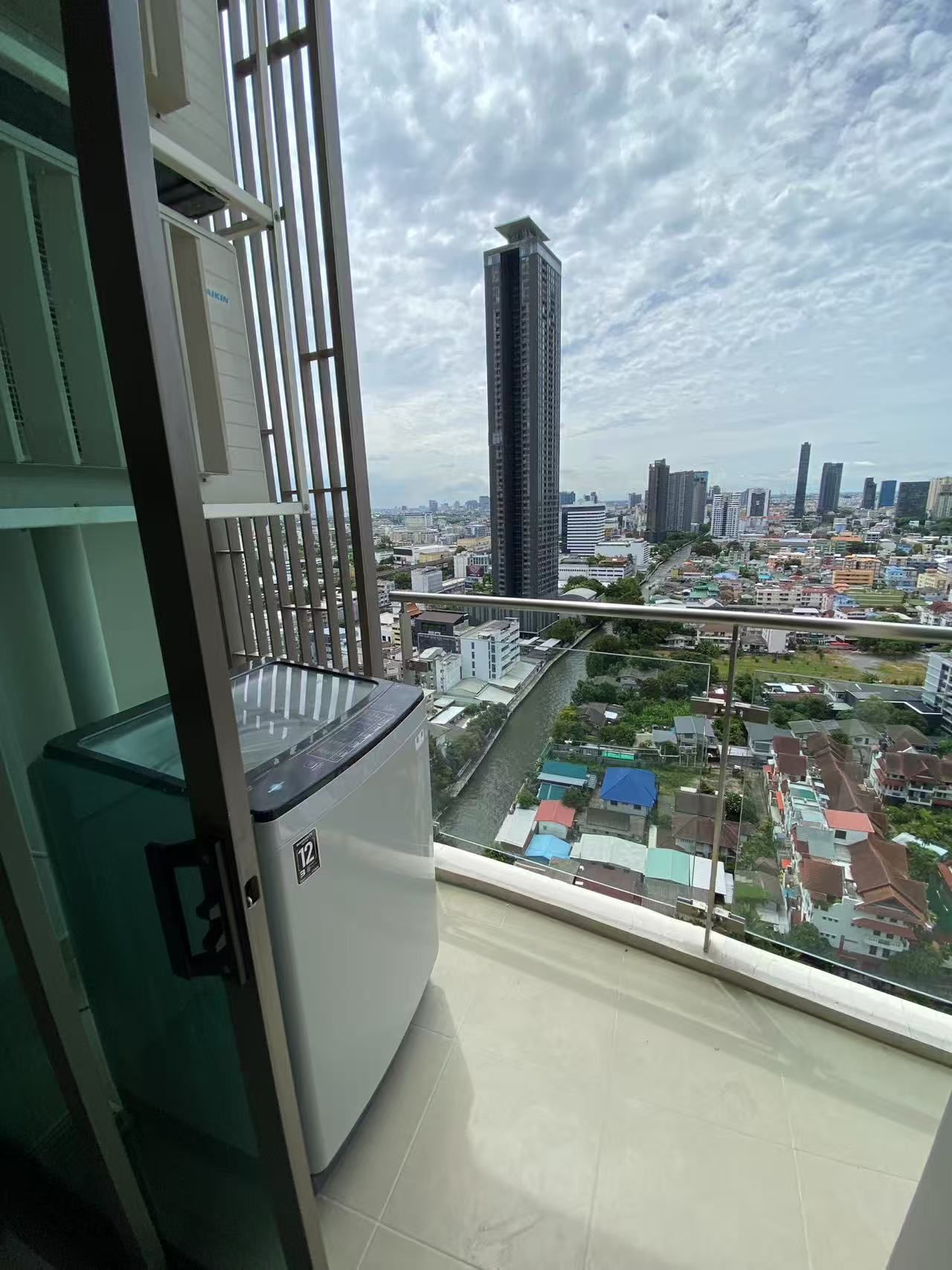 uploads/224782b1-cf00-4933-b11b-a670474fdf77/b344c842-add2-435c-843d-d16365bc9c7c