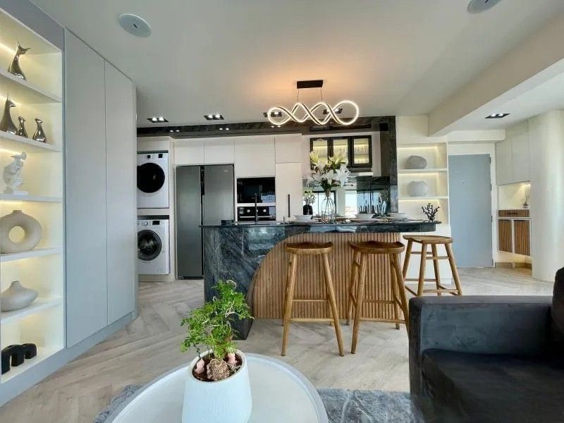 Ruan Kum Tower - Image 3