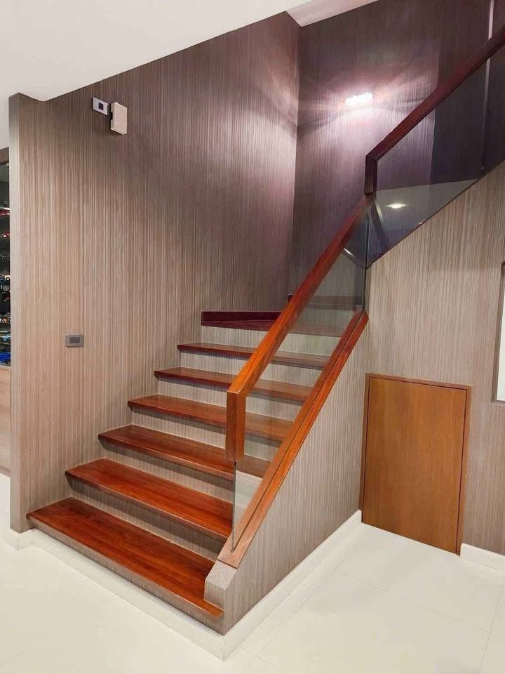 5 卧室 独立房屋 出租 在  - Image 9