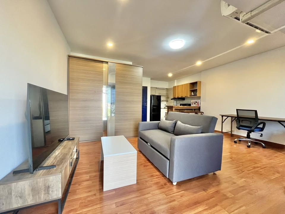 Hillside 4 Condotel - Image 5