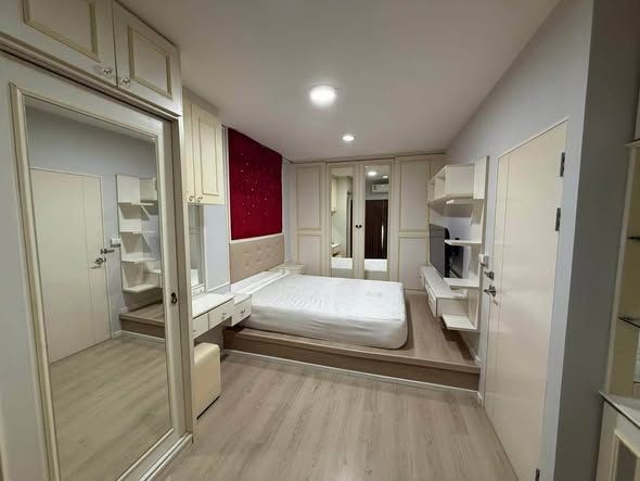 Baan Klang Muang Sukhumvit 77 (On Nut 77) - Image 6