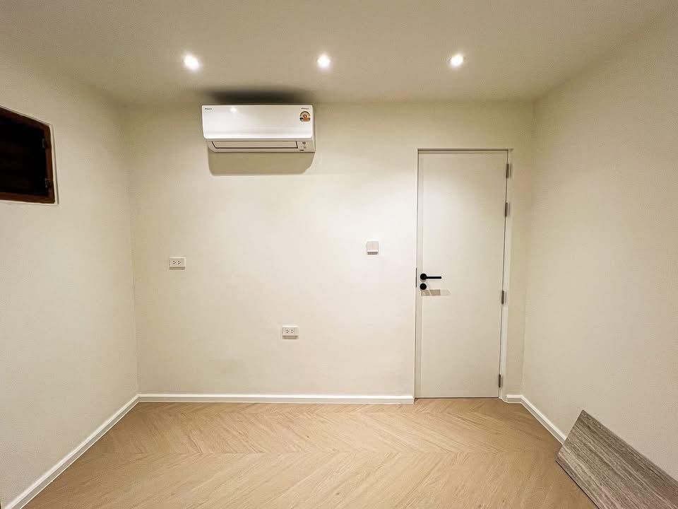 Si Phraya River View - Image 8