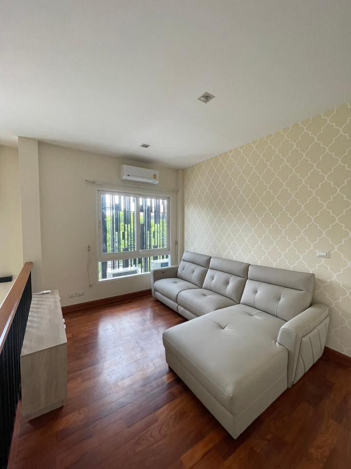 uploads/224782b1-cf00-4933-b11b-a670474fdf77/badc2857-27de-4b0b-a064-b225211f0356