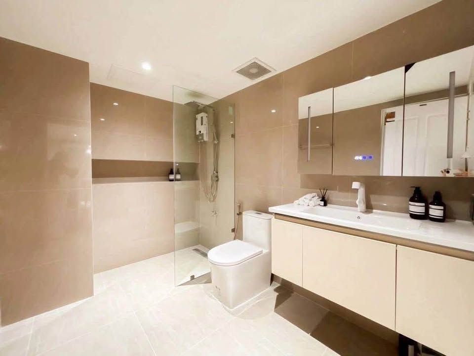 uploads/224782b1-cf00-4933-b11b-a670474fdf77/bb77abac-6d8f-481a-bf5f-45bd8ab0b326