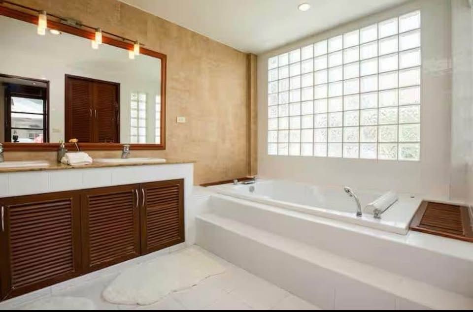 uploads/224782b1-cf00-4933-b11b-a670474fdf77/bcdc8d95-4f42-41a4-9c74-5a108c60927a