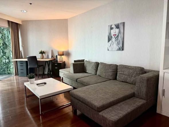 Belle Grand Rama 9 - Image 2