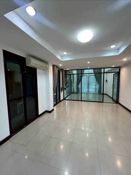 uploads/224782b1-cf00-4933-b11b-a670474fdf77/bd58b1c5-6aa0-45b9-9357-287e9ad749c0