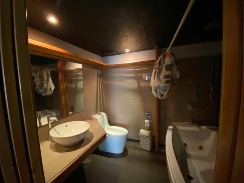 3 卧室 公寓 出租 在  - Image 5