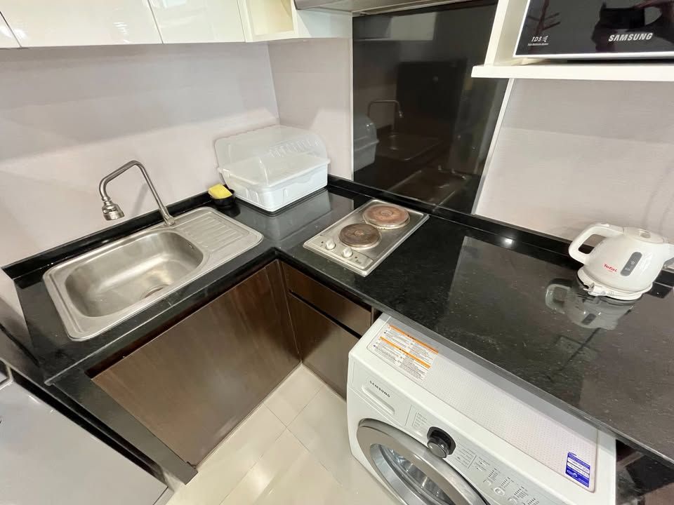 1 卧室 公寓 出租 在  - Image 6