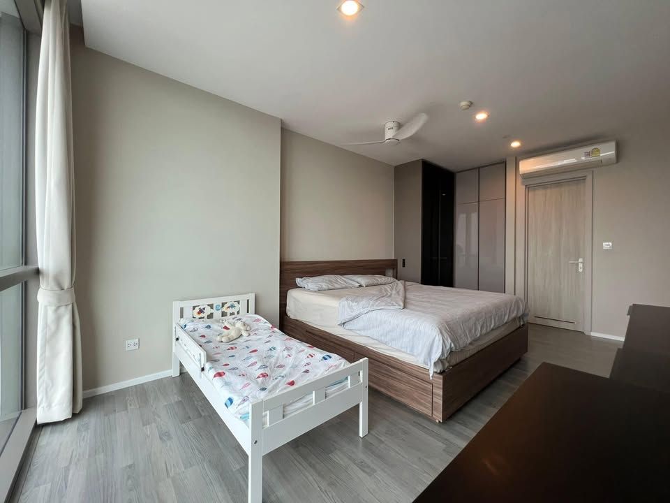 333 Riverside - Image 3