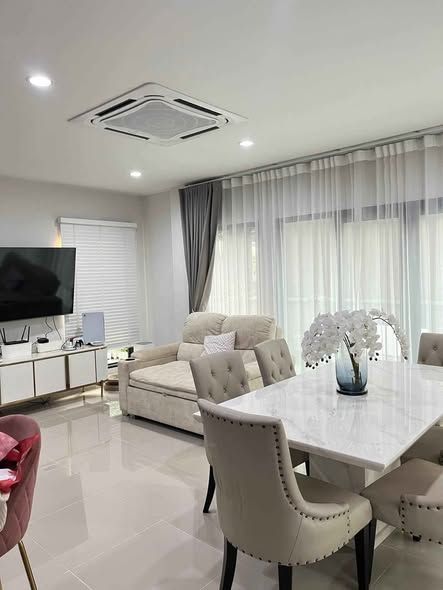 บ้านกลางเมือง ดิ อิดิชั่น พระราม 9 - กรุงเทพกรีฑา - Image 1