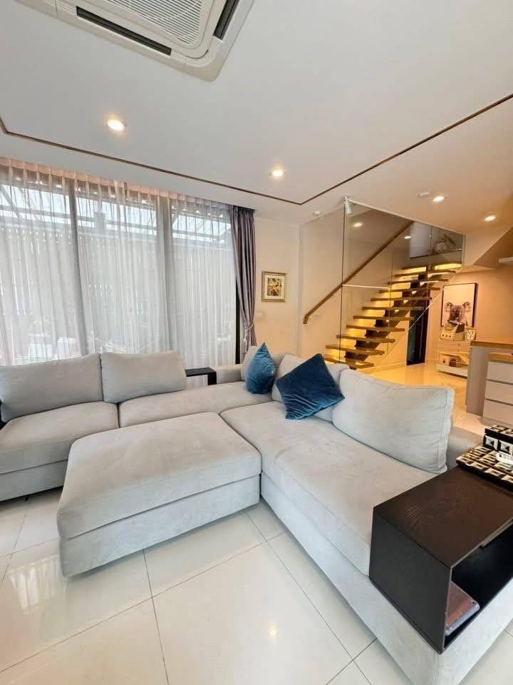 3 卧室 独立房屋 出租 在  - Image 1